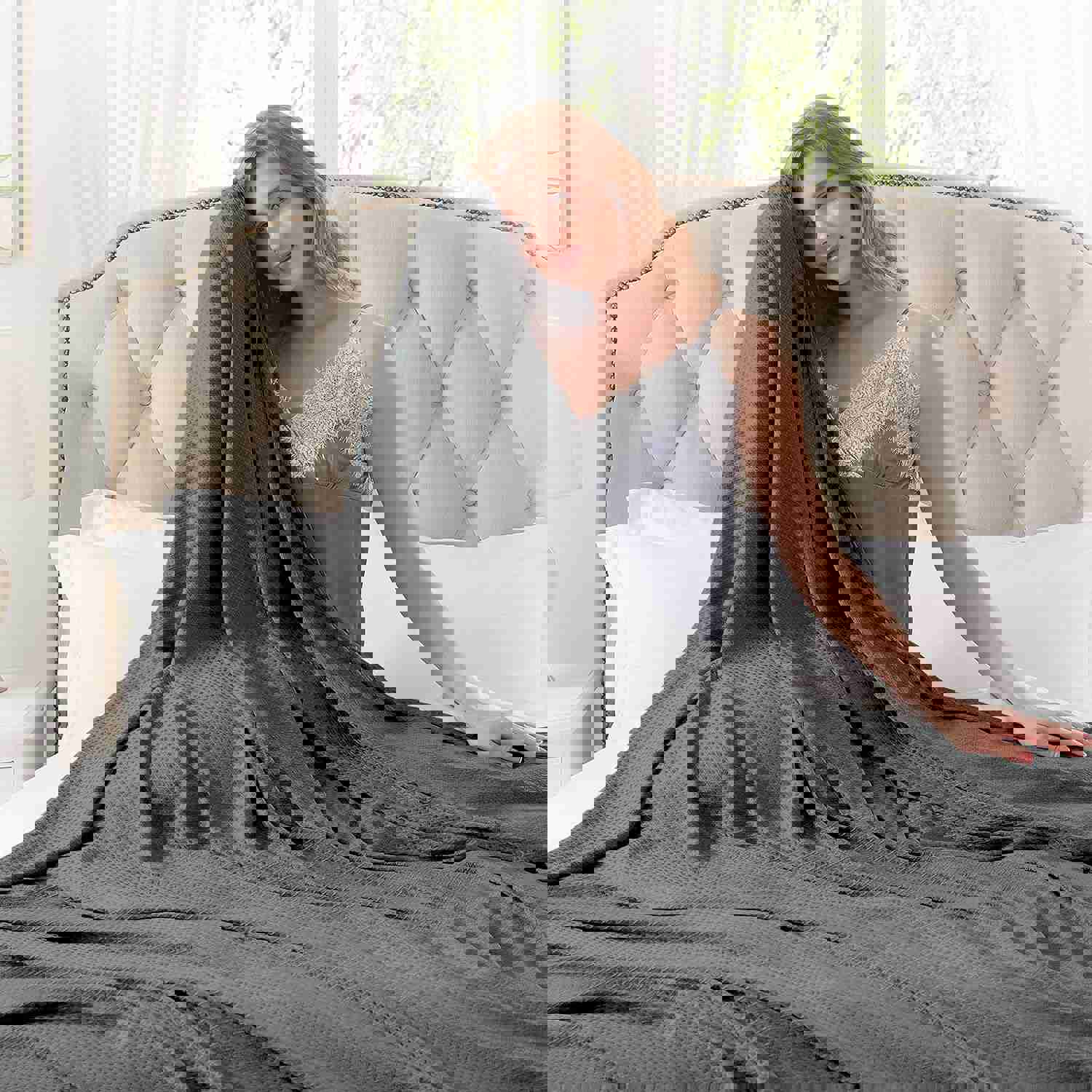 DANGTOP Cooling Blankets, 100% Rayon Derived from Bamboo, Absorbs Body Heat to Keep Cool on Warm Night, Ultra-Cool Lightweight Blanket(79x91 inches, Dark Grey)