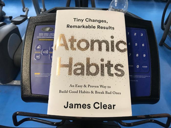 Atomic Habits: An Easy & Proven Way to Build Good Habits & Break Bad Ones
