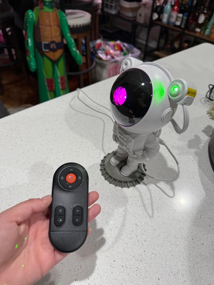 Astronaut Galaxy Projector Starry Night Light, Astronaut Light Projector with Nebula, Space Star Projector with Timer &amp;amp; Remote Contro, Room Decor, Gifts for Kids, Adults, Christmas, Birthday