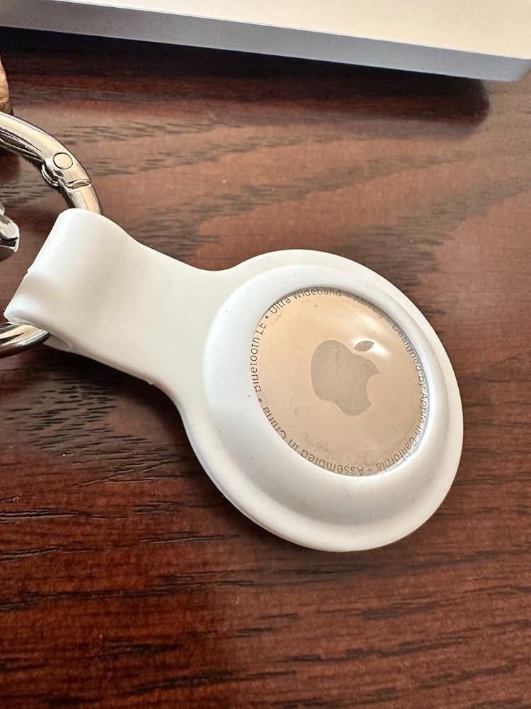 AirTag Holder AirTag Case Keychain Air Tag Holder, Silicone AirTags Key Ring Cases Tags Chain Apple GPS Item Tag Finders Accessories 4 Pack