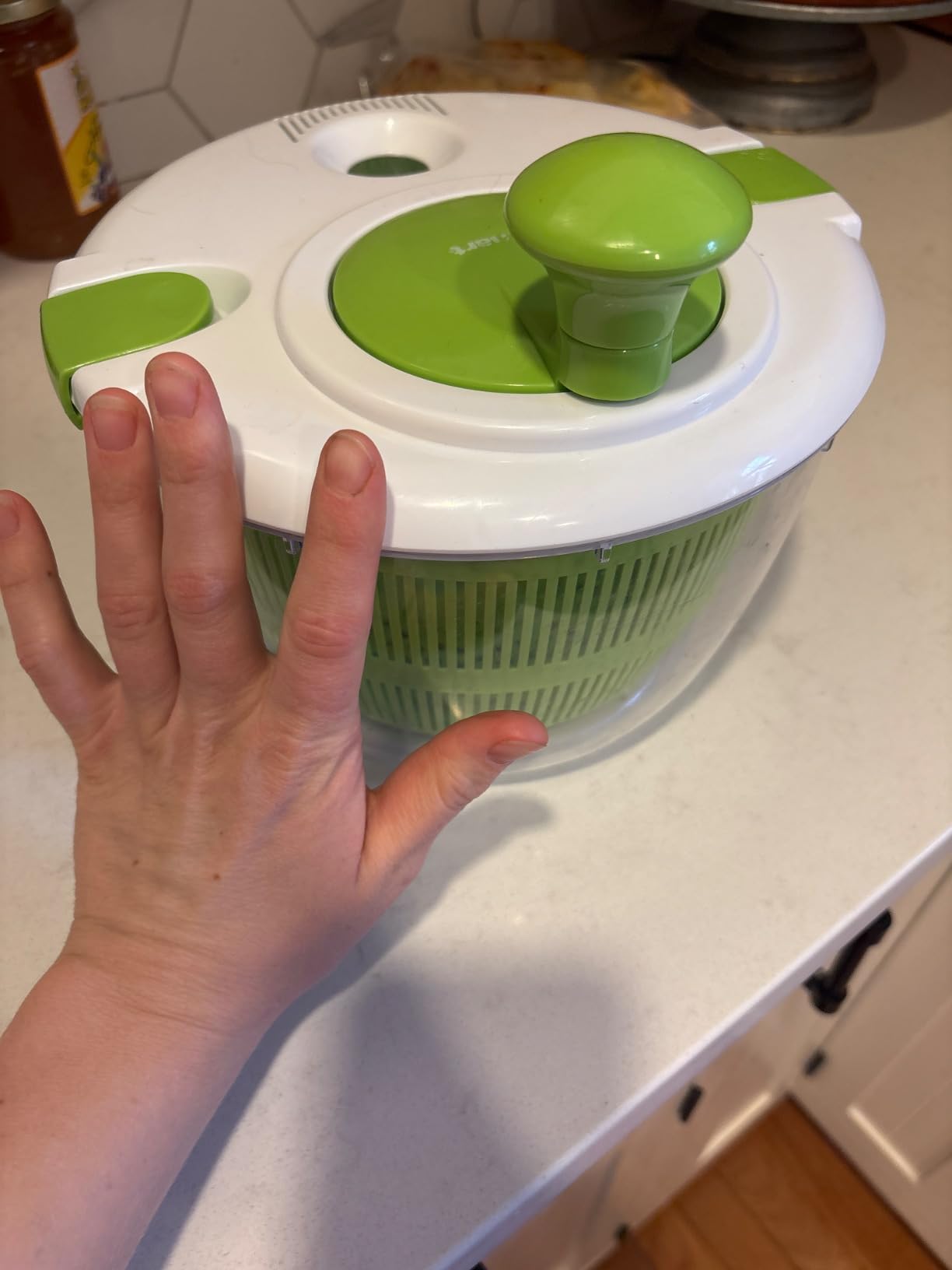 Amazon.com: Cuisinart Large Salad Spinner, 5-Qt , Vegetable & Fruit Salad Washing Bowl with Strainer, Quick Prep Spinner for Salad Greens, Lettuce, Fruits & Vegetables, CTG-00-SAS: Home & Kitchen