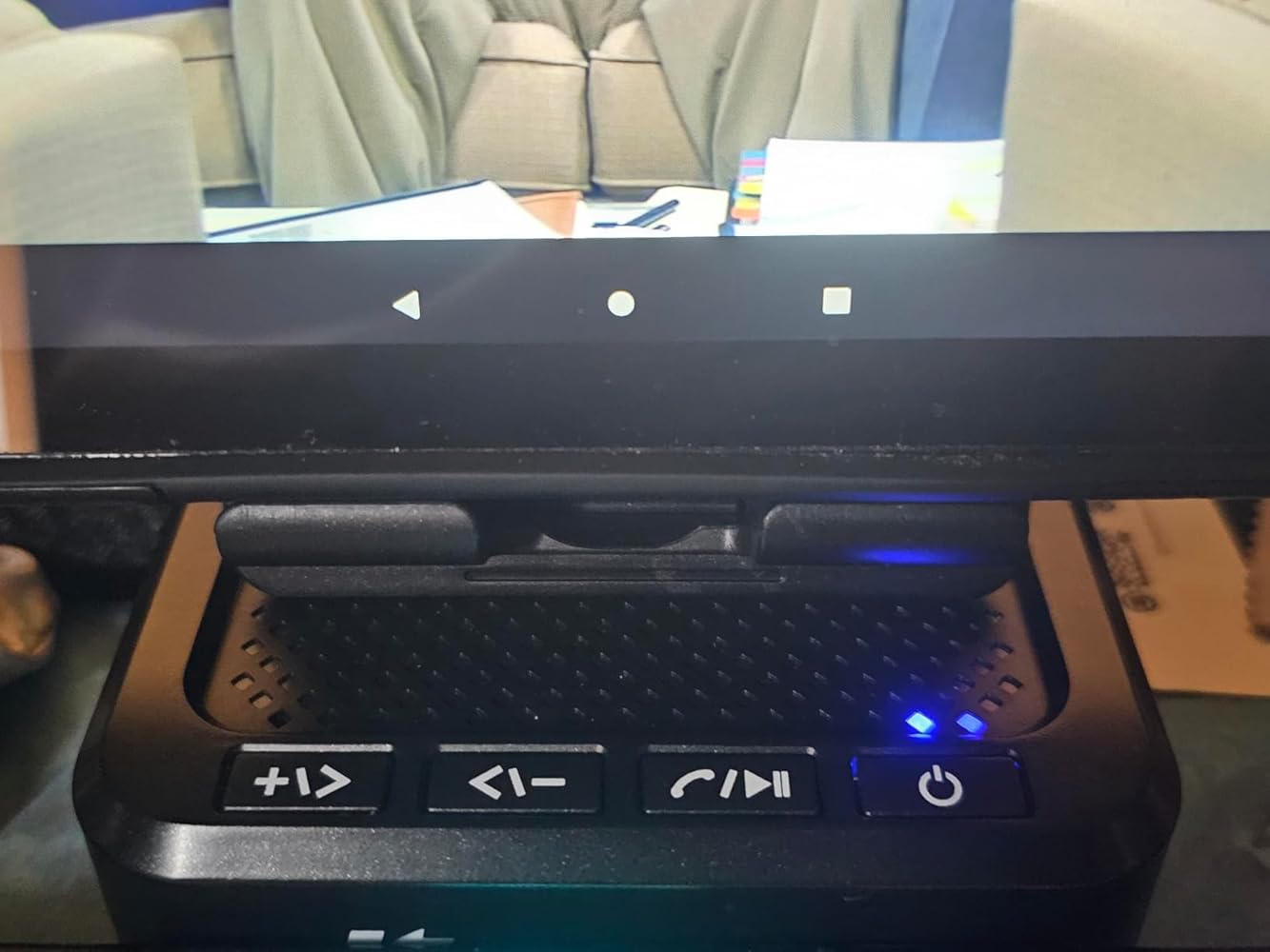 JTEMAN 2-in-1 Bluetooth Speaker & Phone Stand Review: A Space-Saving Marvel with Room for Improvement