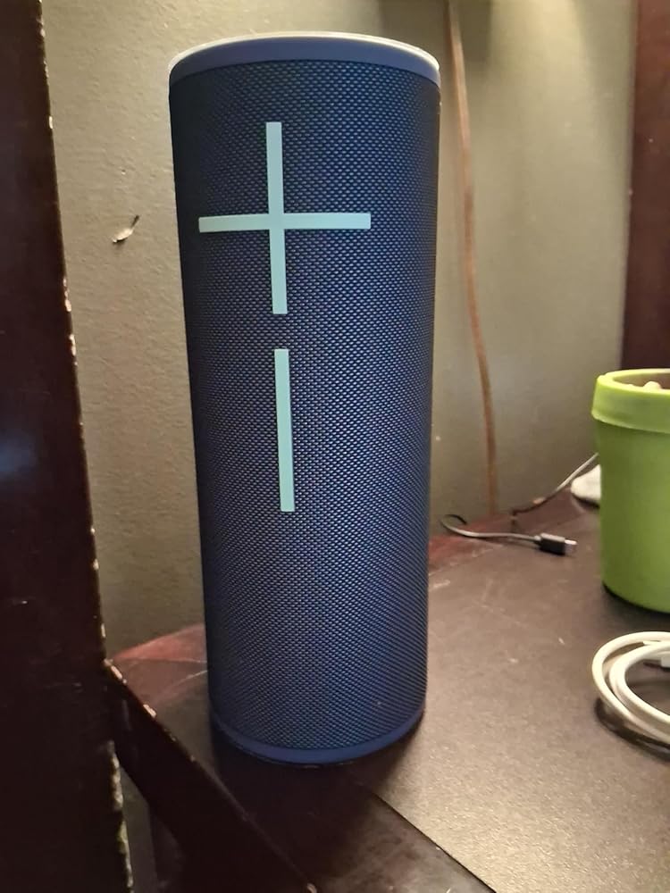 Ultimate Ears MEGABOOM 4 Review: Big Sound, Bigger Fun